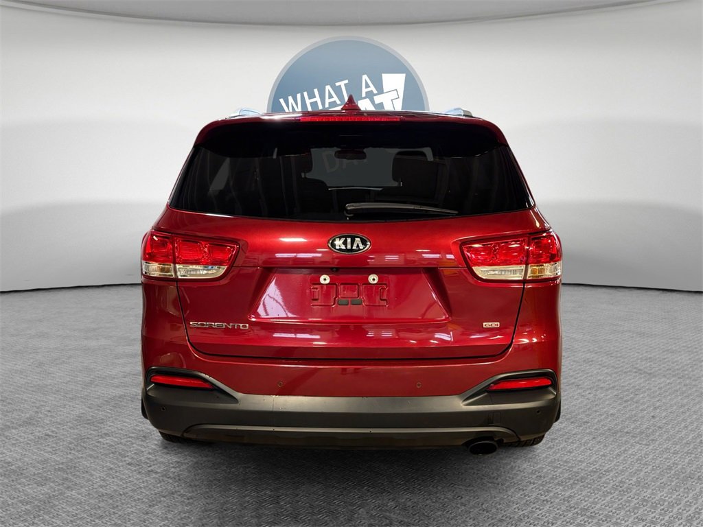Used 2017 Kia Sorento LX w/ LX Convenience Package image 5