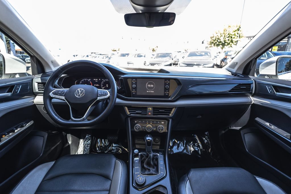 Used 2022 Volkswagen Taos SEL w/ Panoramic Sunroof Package AWD/4WD image 21