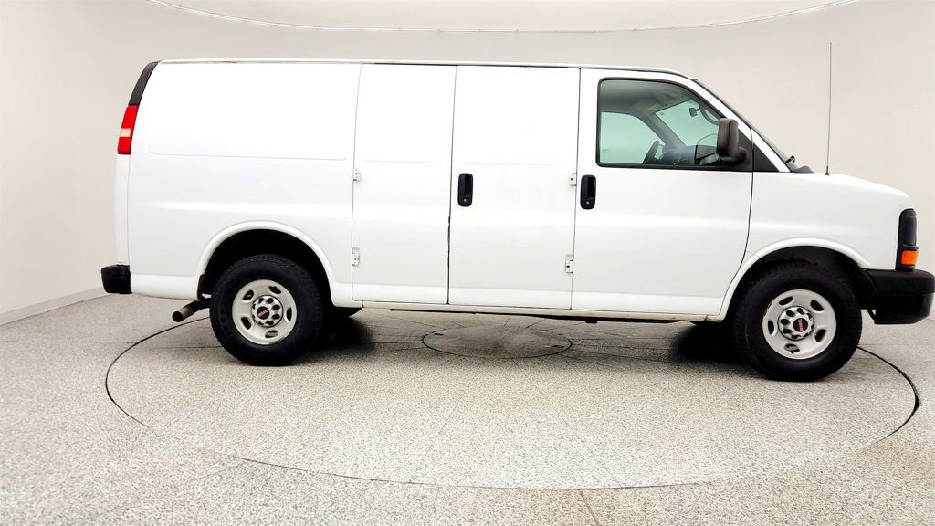 Used 2015 GMC Savana 2500 RWD image 4