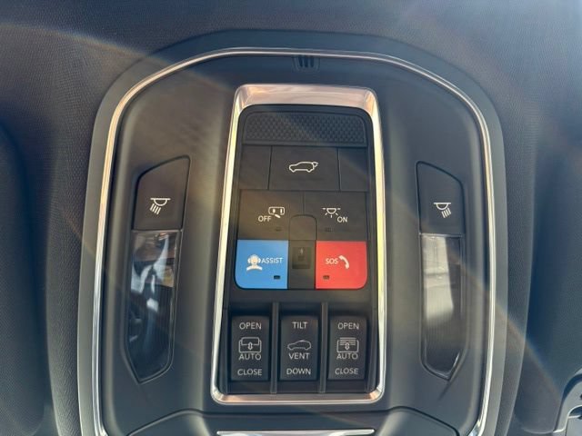 New 2026 Jeep Grand Wagoneer 4WD image 34