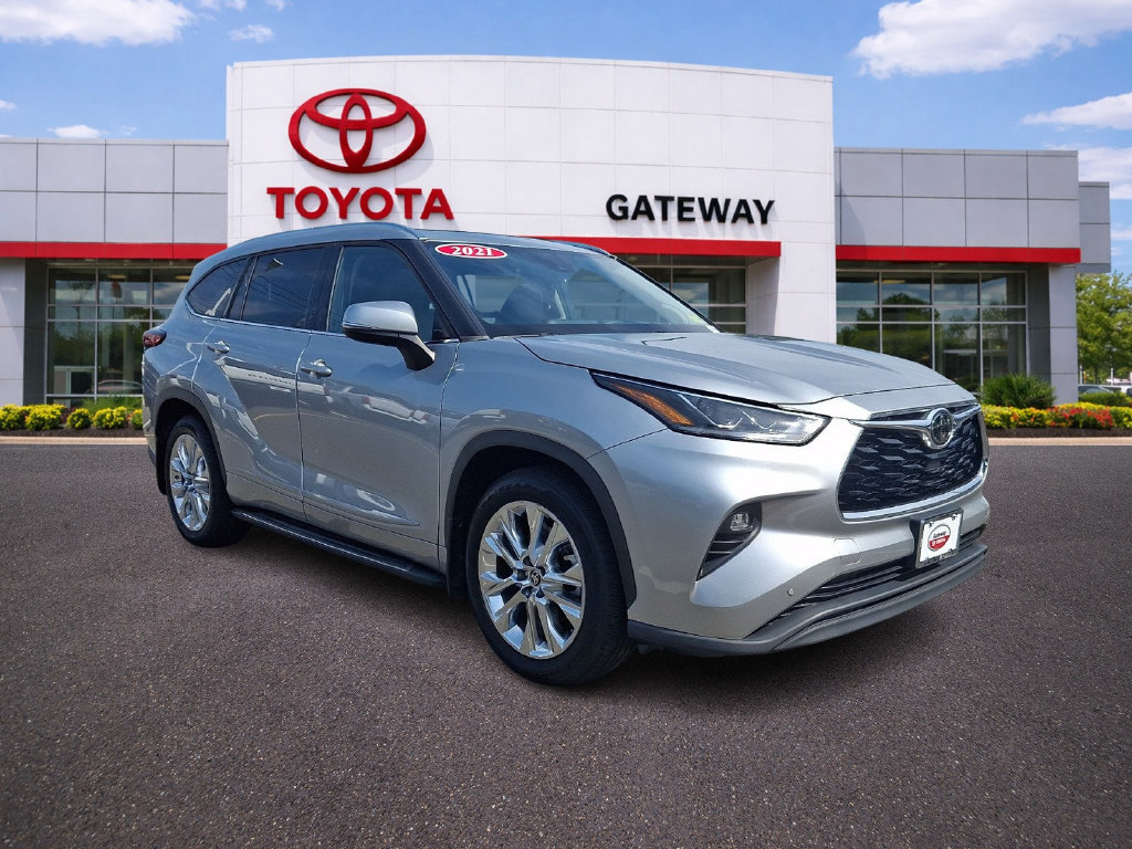 Used 2021 Toyota Highlander Limited AWD/4WD image 3