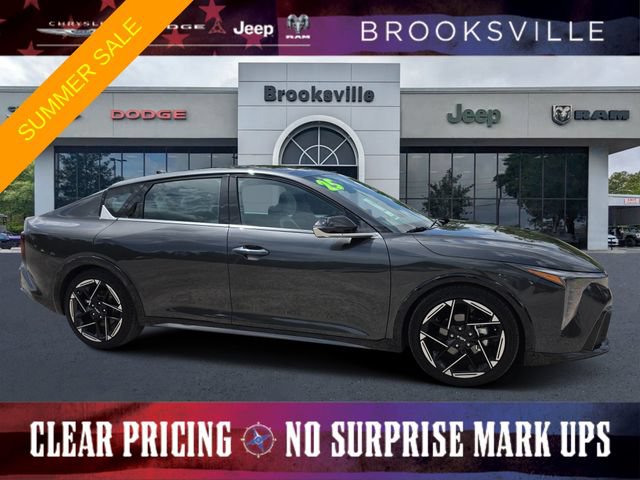 Used 2025 Kia K4 GT-Line w/ GT-Line Premium Package FWD image 1