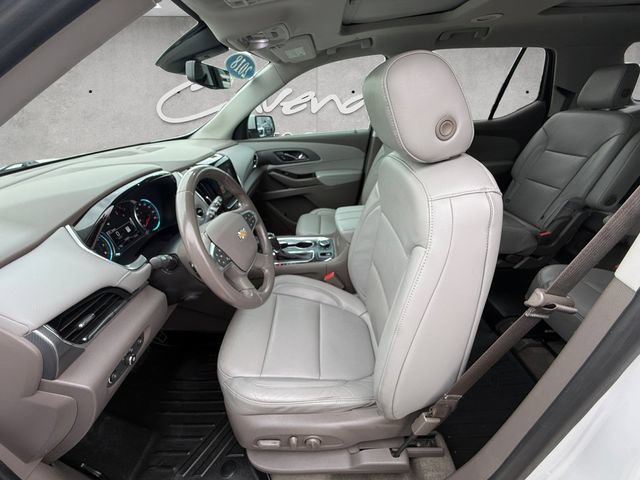 Used 2018 Chevrolet Traverse Premier w/ Driver Confidence II Package FWD image 19
