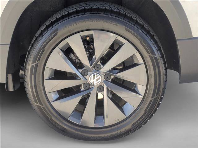 Used 2022 Volkswagen Taos S image 21