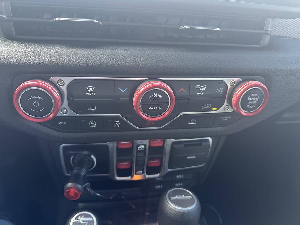 Used 2025 Jeep Gladiator Sport AWD/4WD image 22