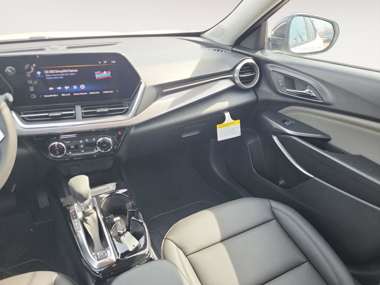 New 2026 Chevrolet Trax ACTIV w/ Driver Confidence Package FWD image 12