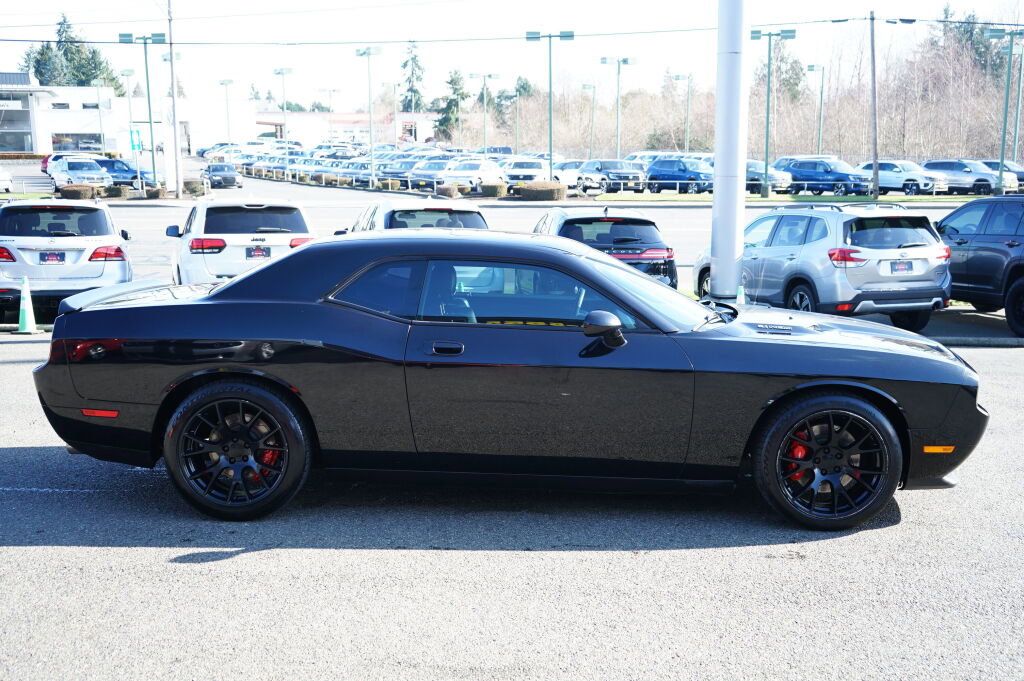 Used 2009 Dodge Challenger SRT8 w/ SRT Option Group II image 6