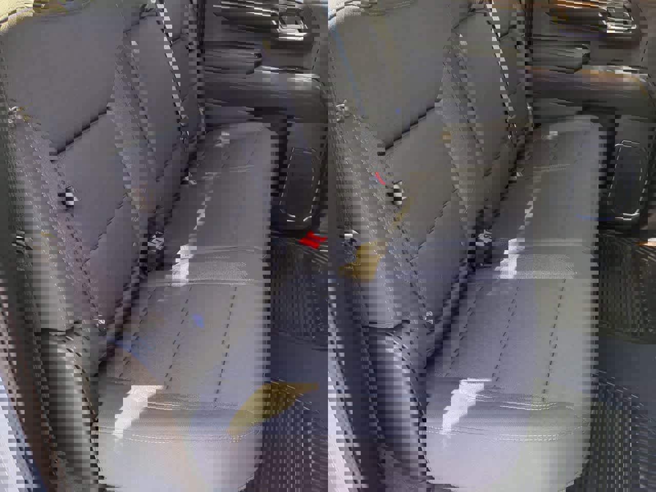 Used 2024 GMC Sierra 1500 Elevation image 21