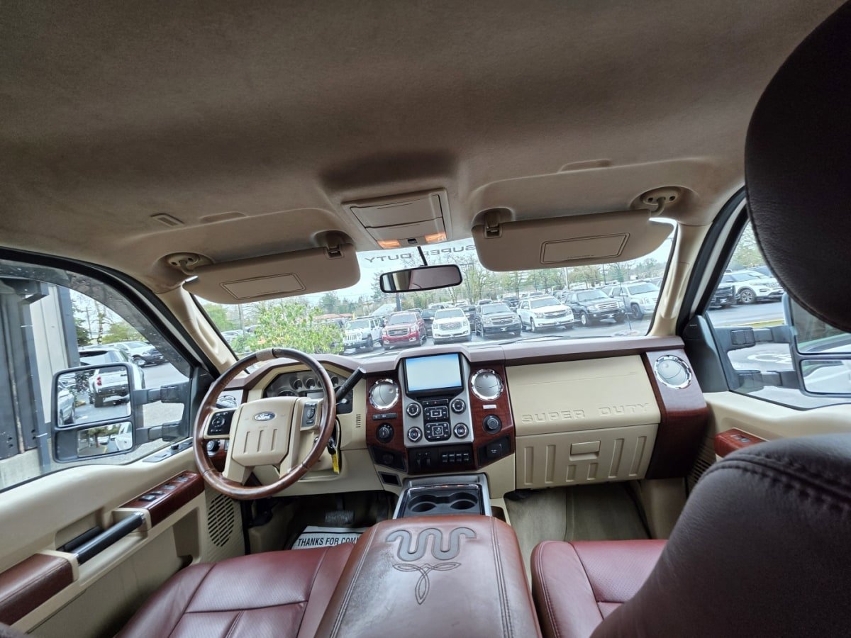 Used 2013 Ford F350 King Ranch w/ FX4 Off Road Pkg image 9