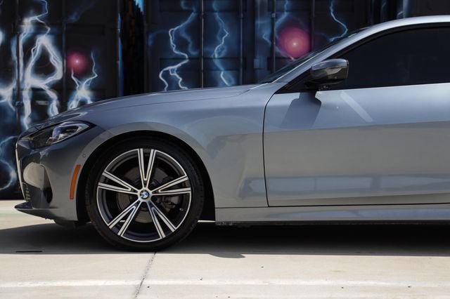 Used 2021 BMW 430i Coupe w/ Convenience Package RWD image 26