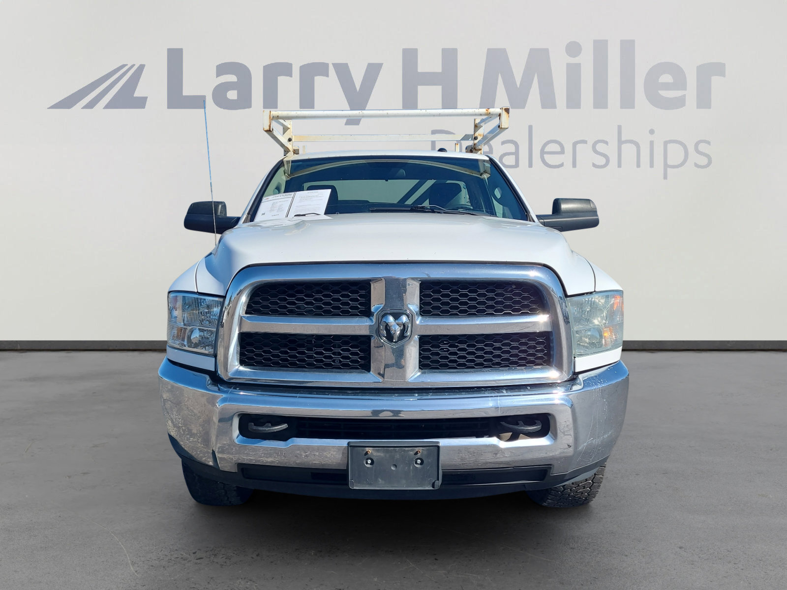 Used 2018 RAM 2500 Tradesman w/ Chrome Appearance Group image 8