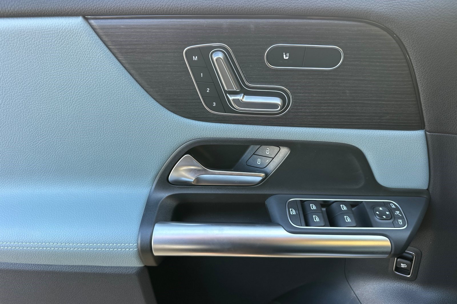 New 2026 Mercedes-Benz GLA 250 4MATIC image 14