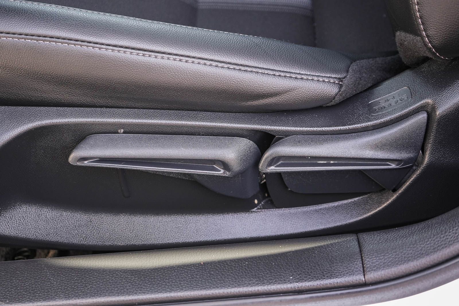 Used 2025 Honda Civic Sport image 26
