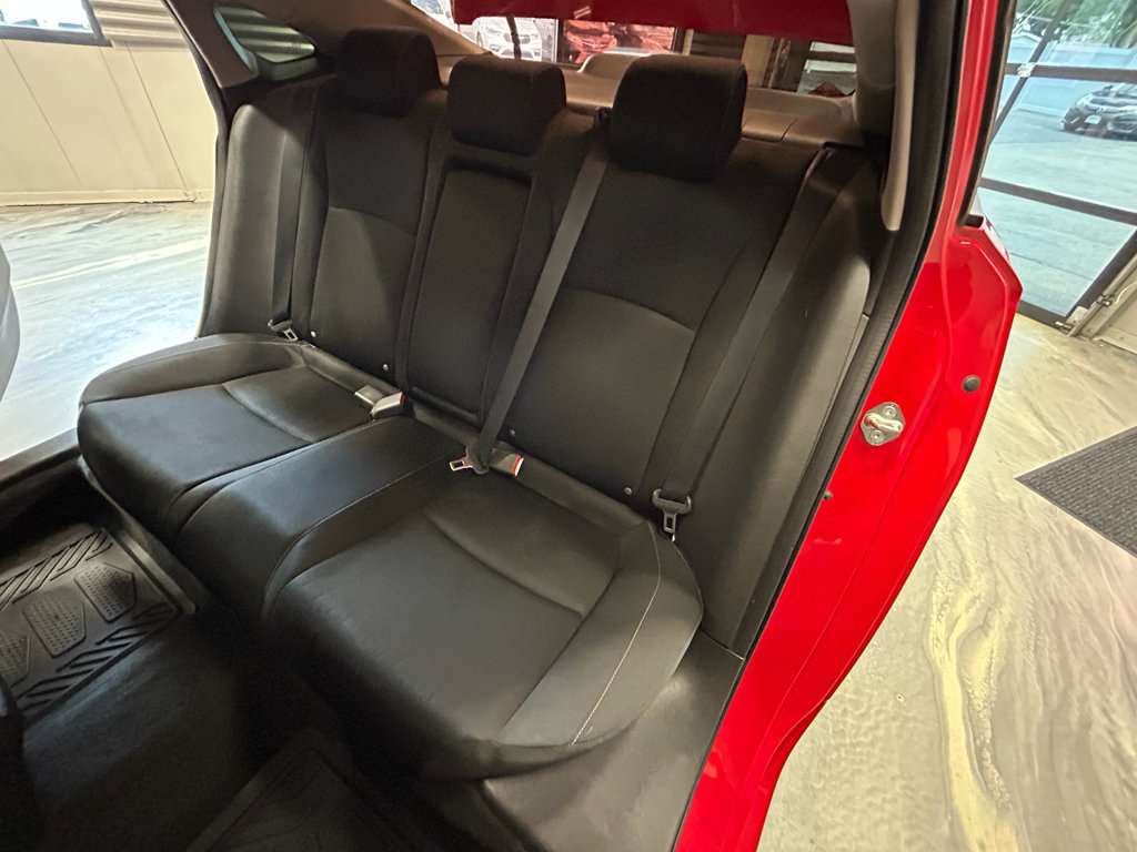 Used 2018 Honda Civic EX image 4