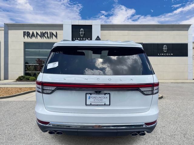 New 2026 Lincoln Aviator AWD image 4