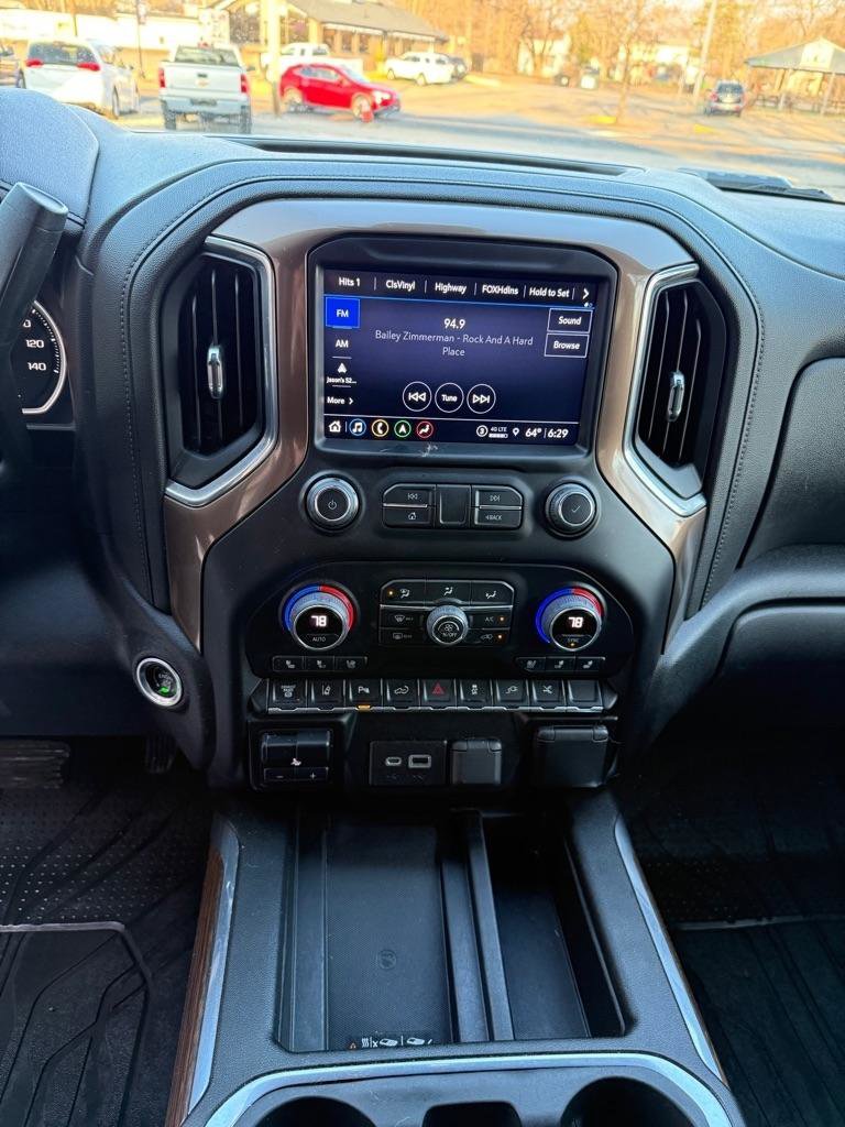 Used 2022 Chevrolet Silverado 3500 High Country AWD/4WD image 14