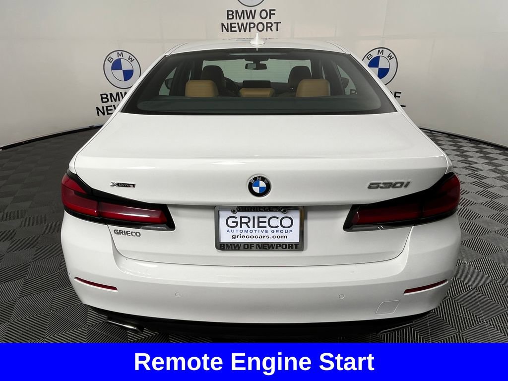 Used 2023 BMW 530i xDrive w/ Premium Package image 9