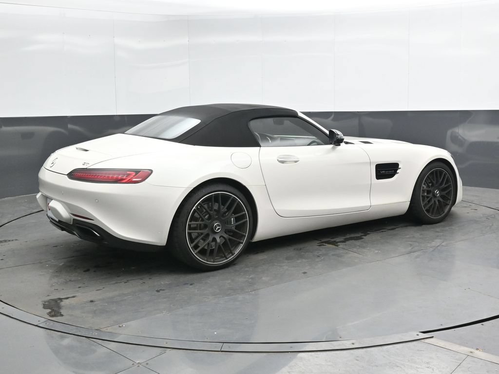 Used 2018 Mercedes-Benz AMG GT Roadster video 2