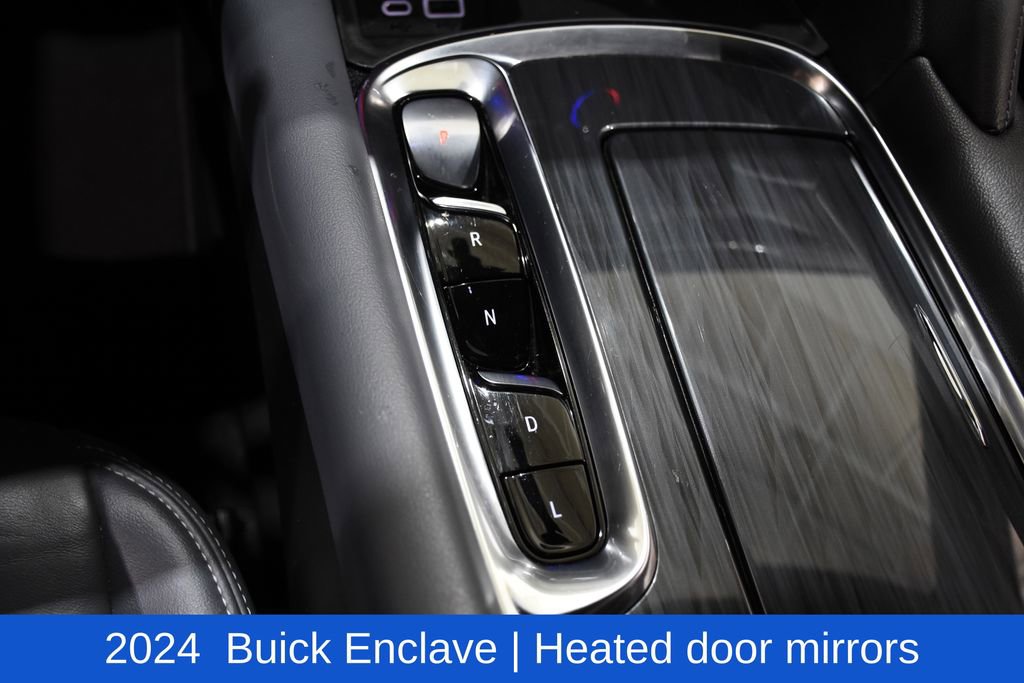Used 2024 Buick Enclave Premium image 25