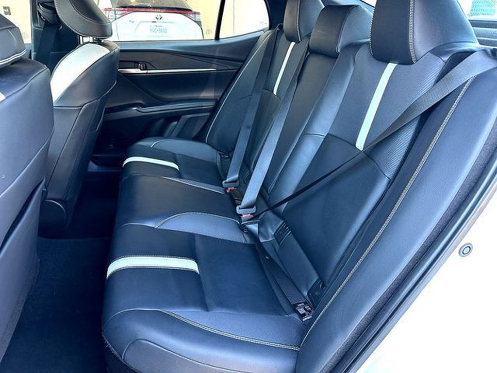 Used 2025 Toyota Camry SE FWD image 18