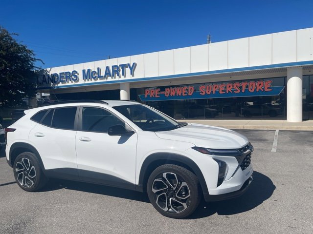 Certified 2025 Chevrolet Trax RS w/ Driver Confidence Package