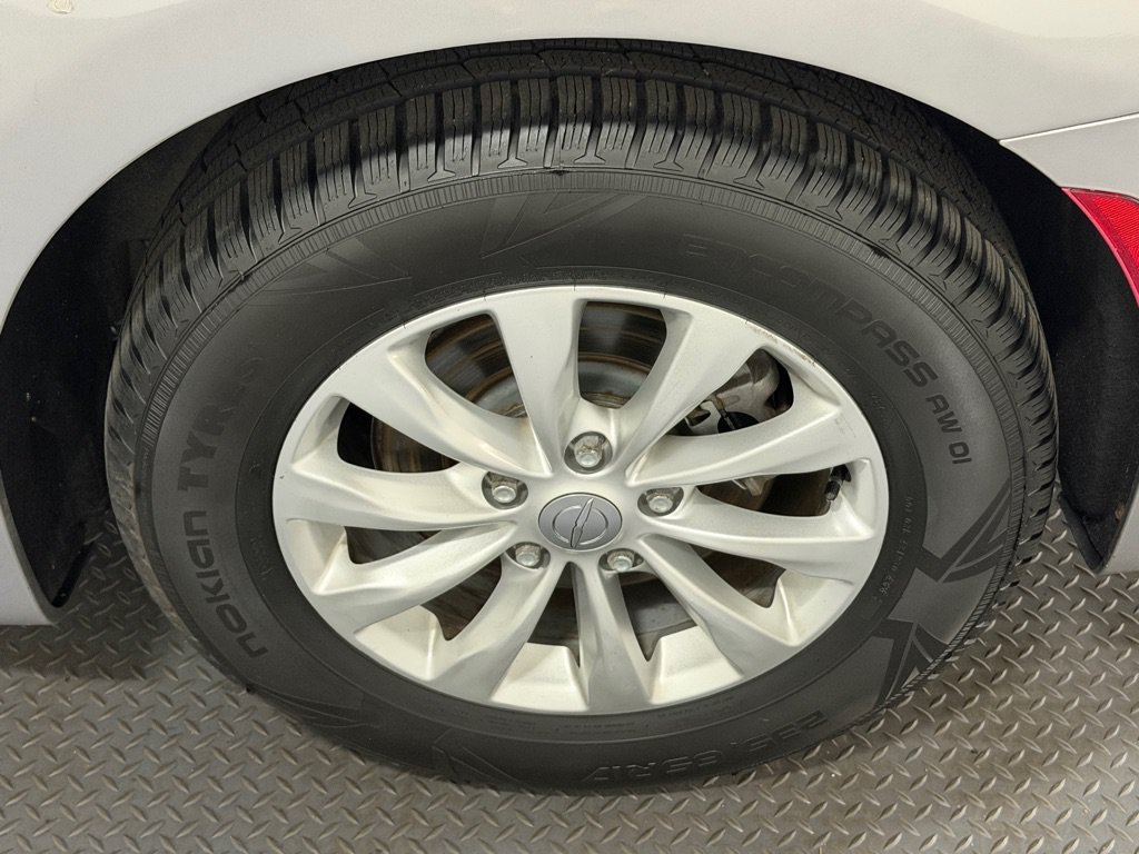 Used 2017 Chrysler Pacifica Touring-L FWD image 20