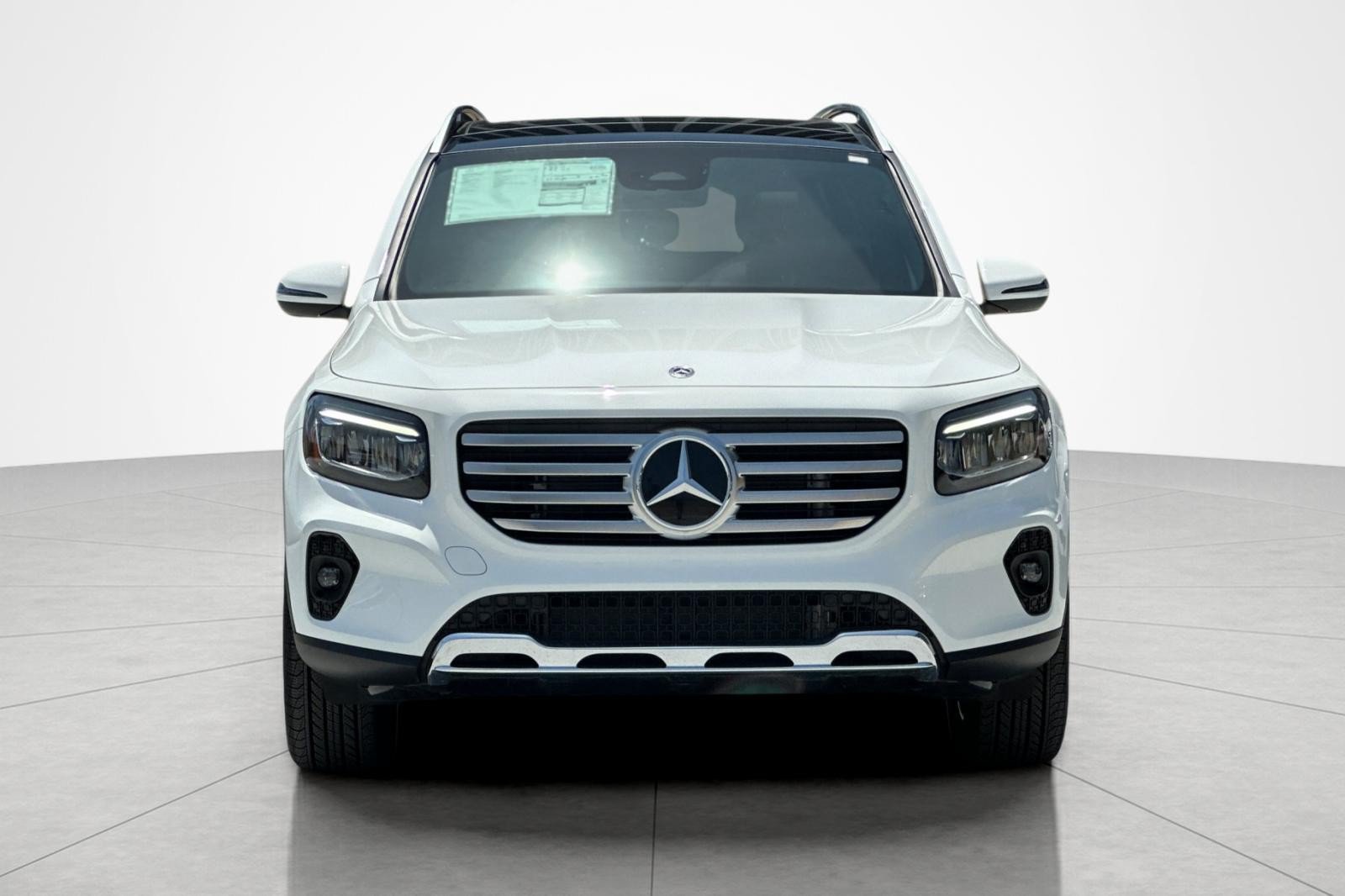 New 2025 Mercedes-Benz GLB 250 4MATIC image 8