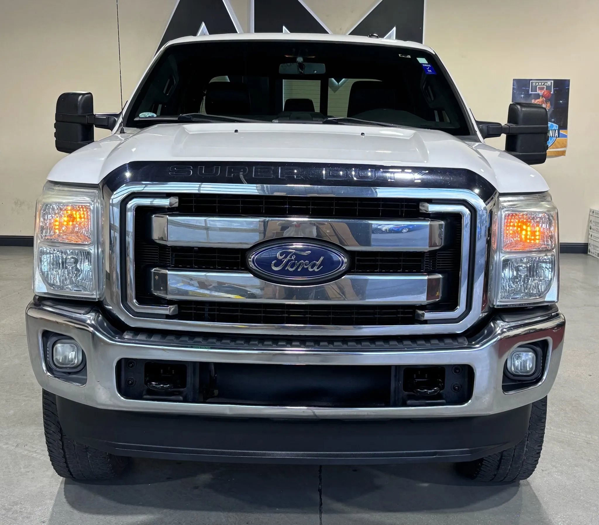 Used 2015 Ford F250 Lariat w/ Lariat Ultimate Package image 3