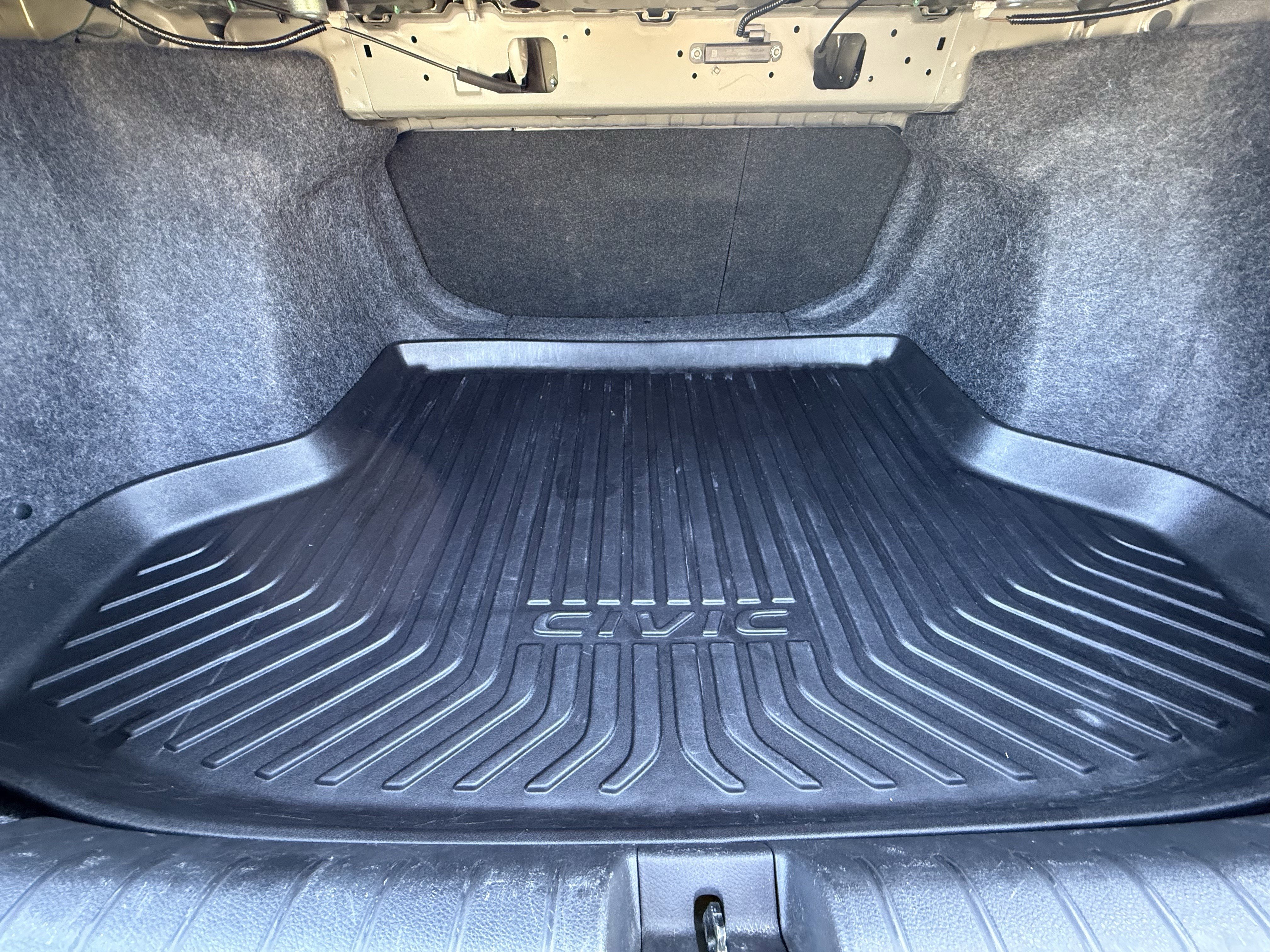 Used 2020 Honda Civic EX image 10