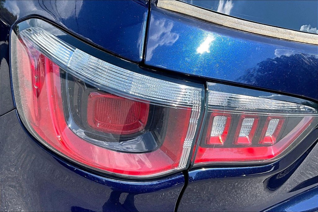 Used 2019 Jeep Compass Limited AWD/4WD image 23