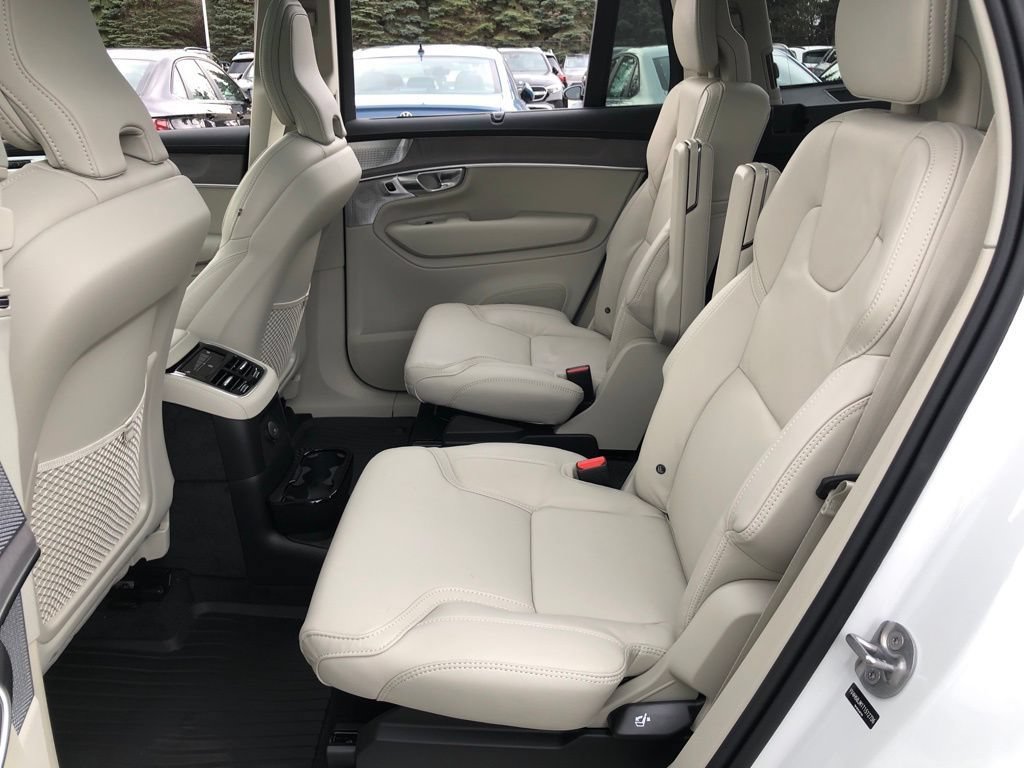 New 2026 Volvo XC90 T8 Ultra w/ Protection Package Premier AWD/4WD image 28