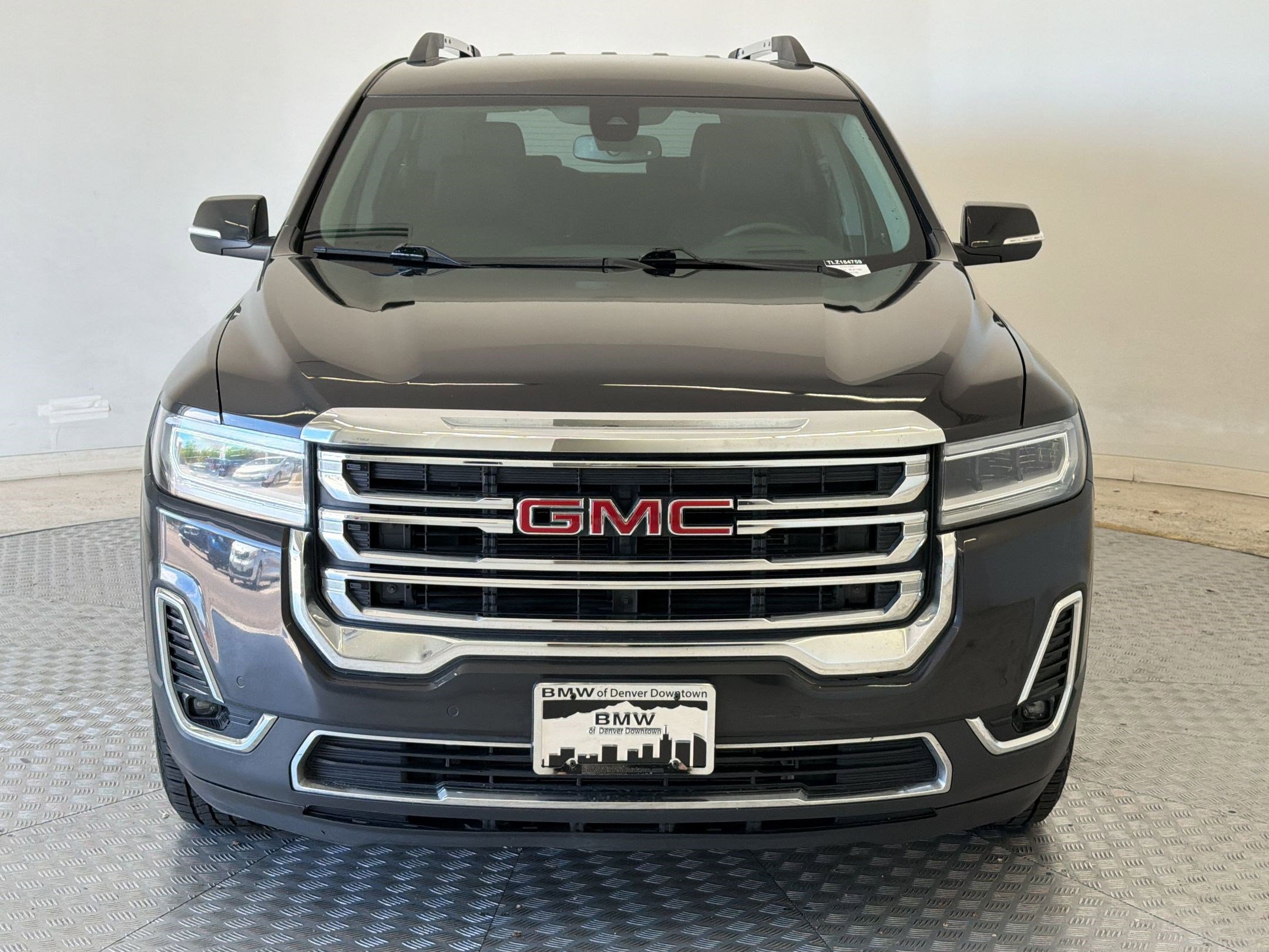 Used 2020 GMC Acadia SLT w/ Driver Alert Package II image 6