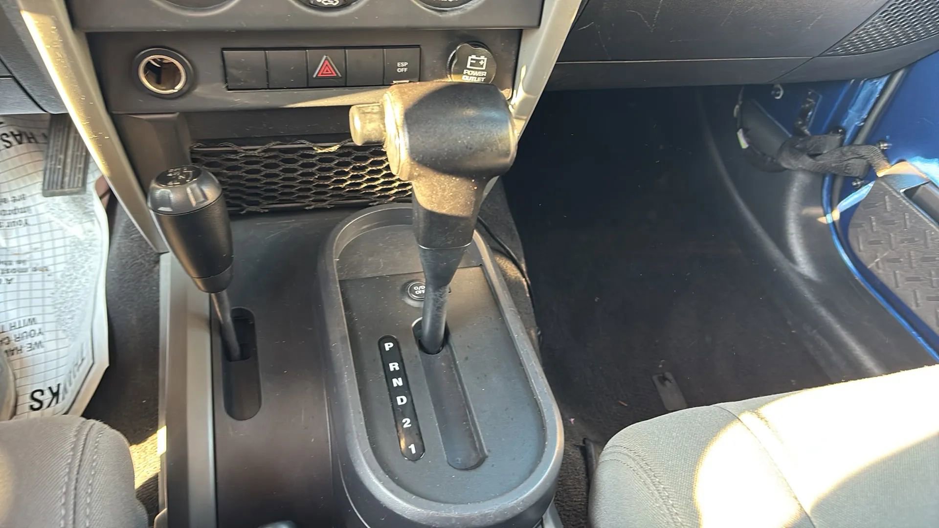 Used 2009 Jeep Wrangler Unlimited Sahara w/ Dual Top Group image 18