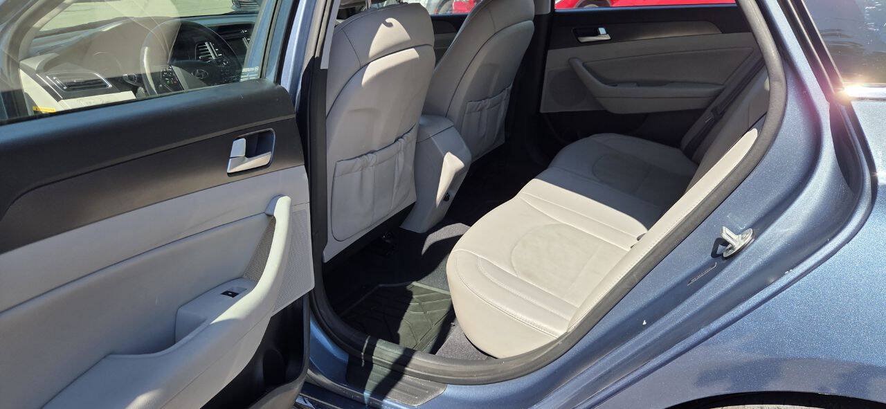 Used 2015 Hyundai Sonata Sport w/ Option Group 03 FWD image 14
