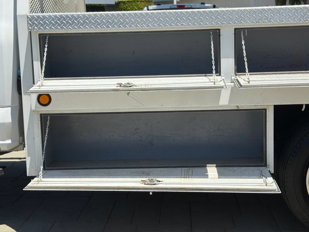 Certified 2023 Ford F450 XL w/ XL Chrome Package RWD image 14