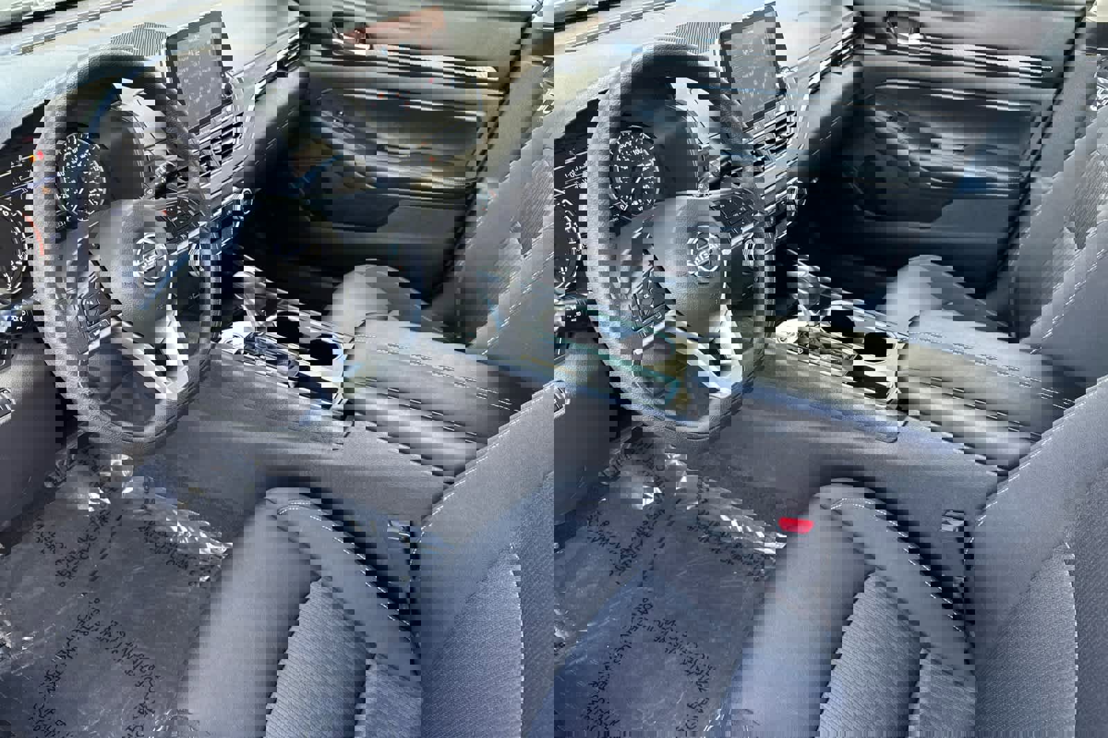 Used 2024 Nissan Altima 2.5 SV image 11