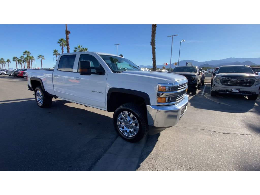 Used 2018 Chevrolet Silverado 3500 LT image 2