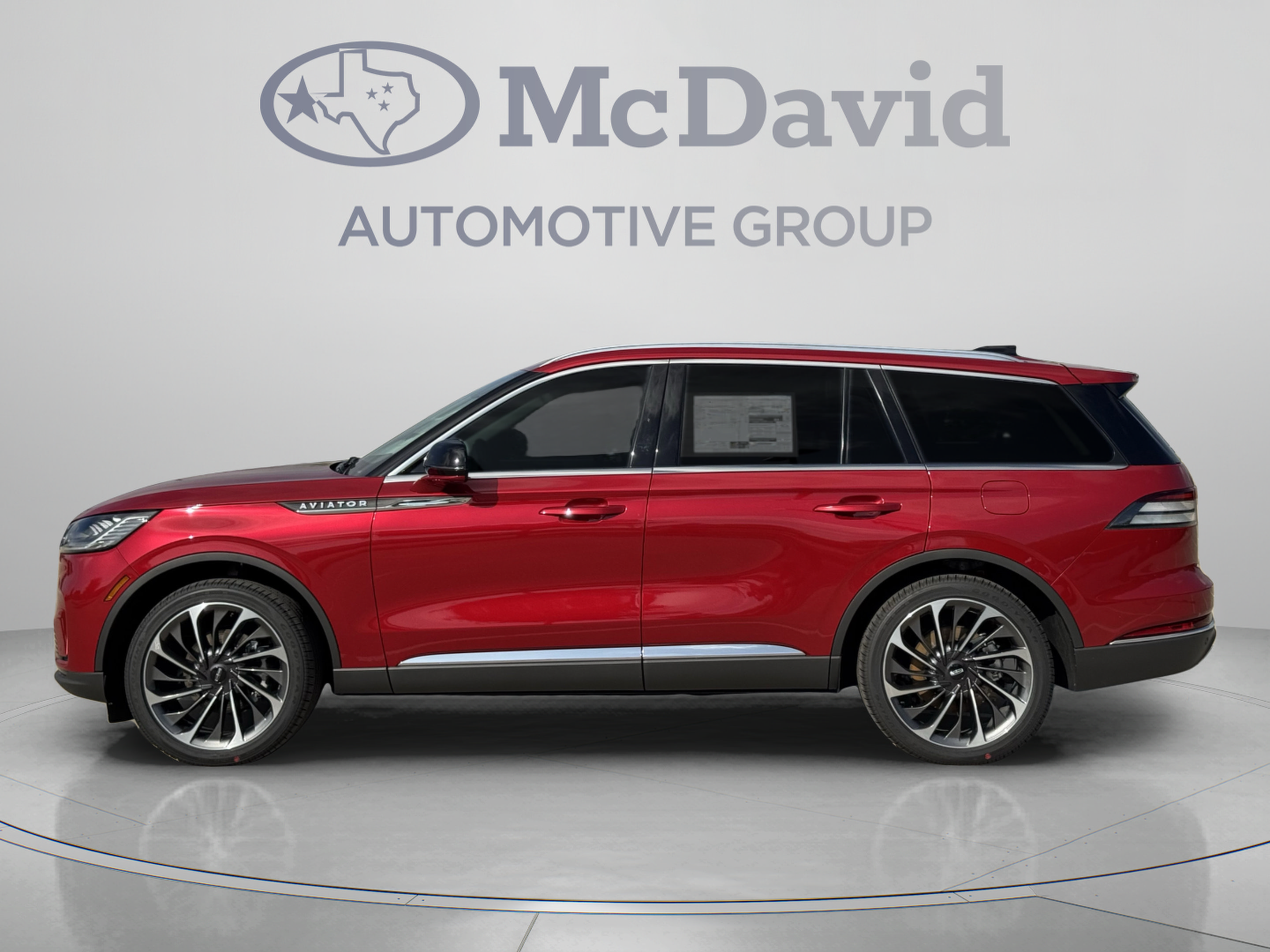 New 2026 Lincoln Aviator Reserve RWD image 4