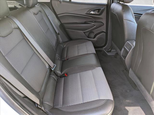 Used 2025 Chevrolet Trax LT w/ Driver Confidence Package FWD image 26
