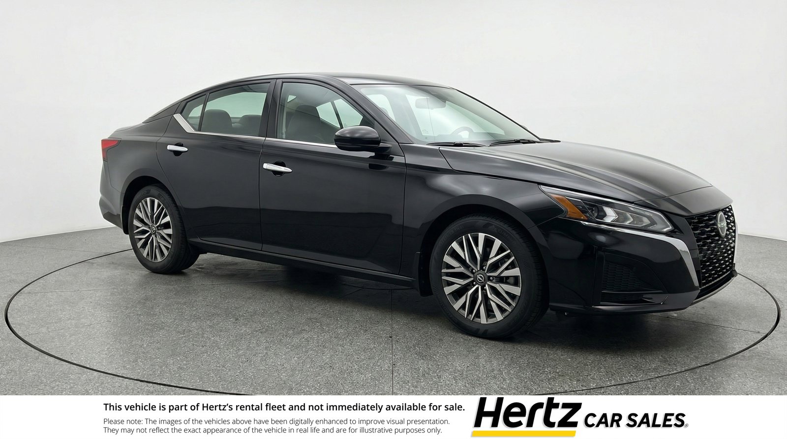 Used 2025 Nissan Altima 2.5 SV image 1