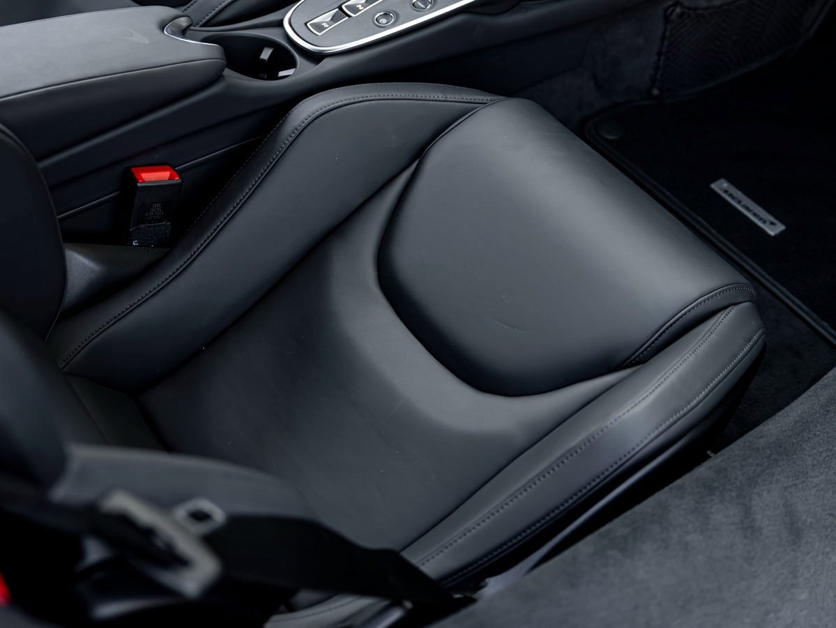 New 2025 McLaren GTS image 24