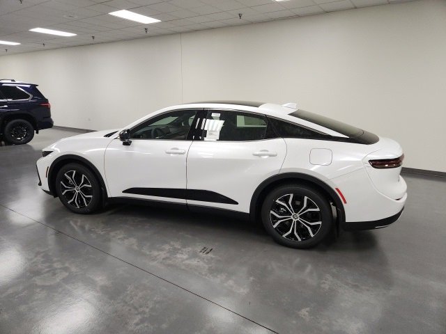 New 2026 Toyota Crown Limited image 3