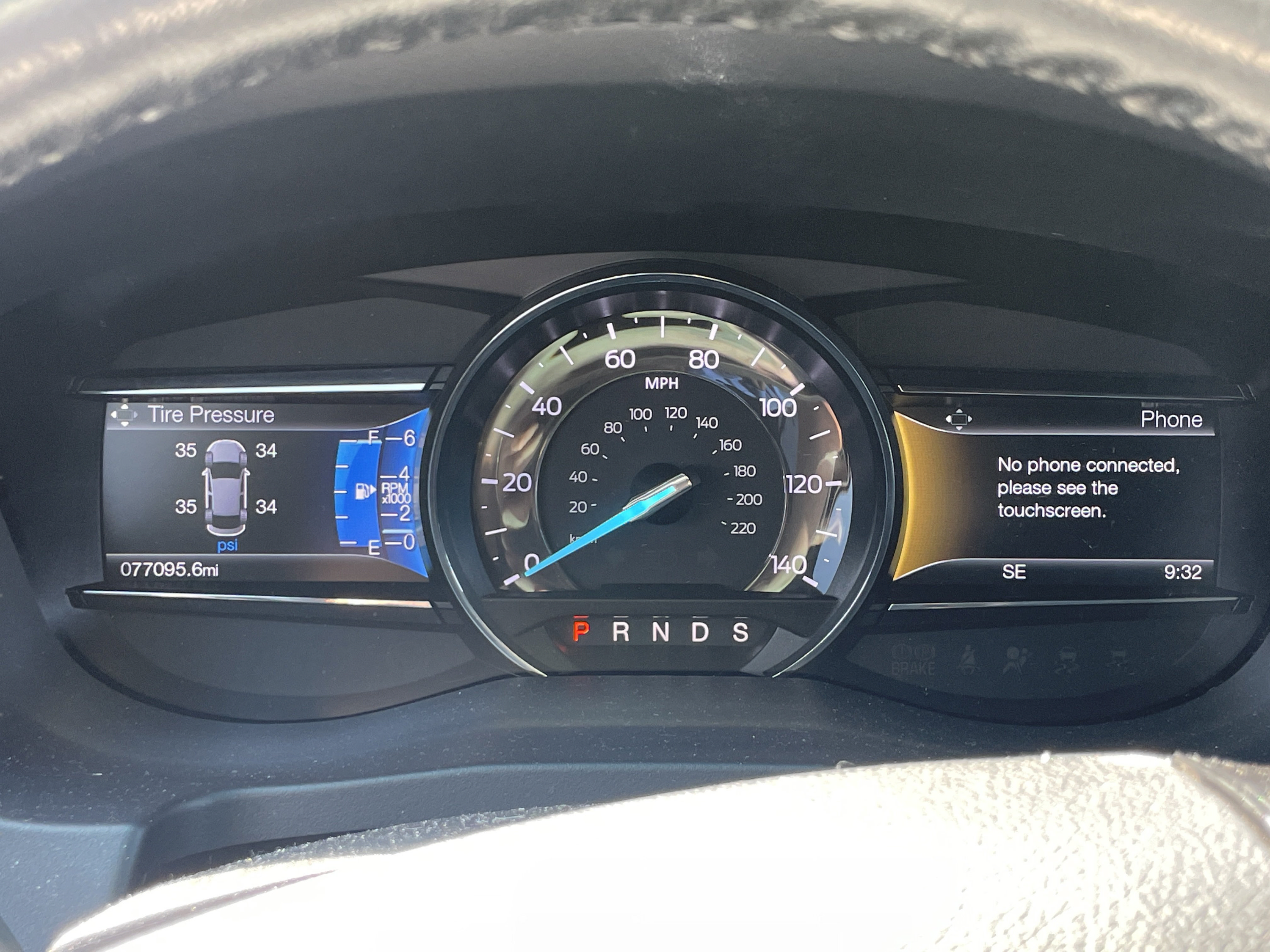 Used 2016 Ford Explorer XLT w/ Equipment Group 202A AWD/4WD image 9