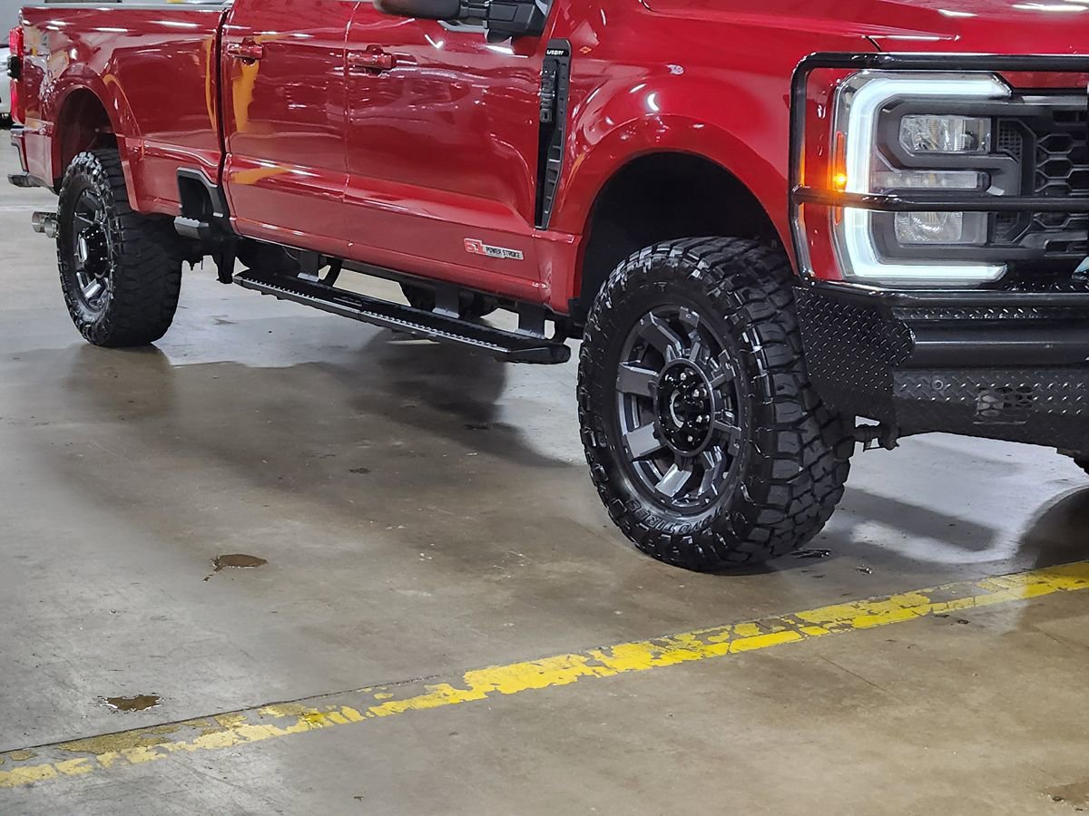 Used 2024 Ford F350 Lariat w/ Lariat Ultimate Package AWD/4WD image 16