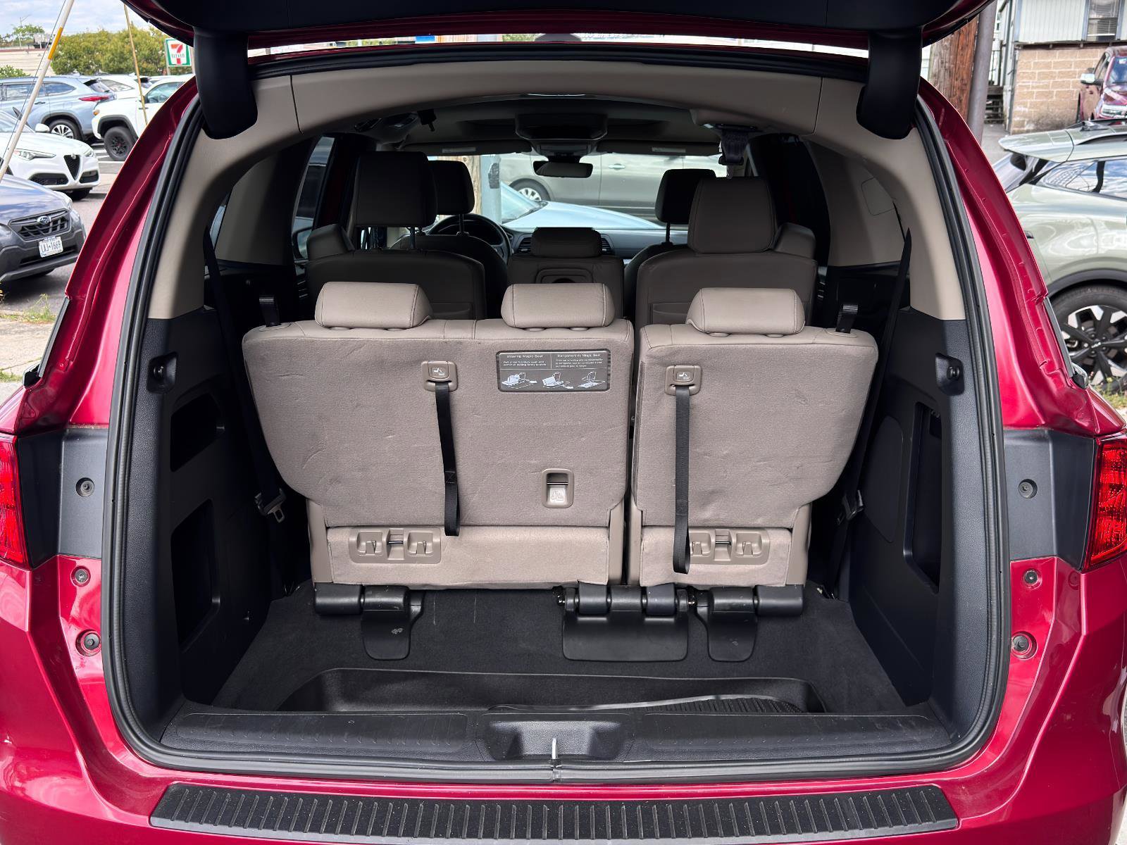 Used 2023 Honda Odyssey EX-L image 7