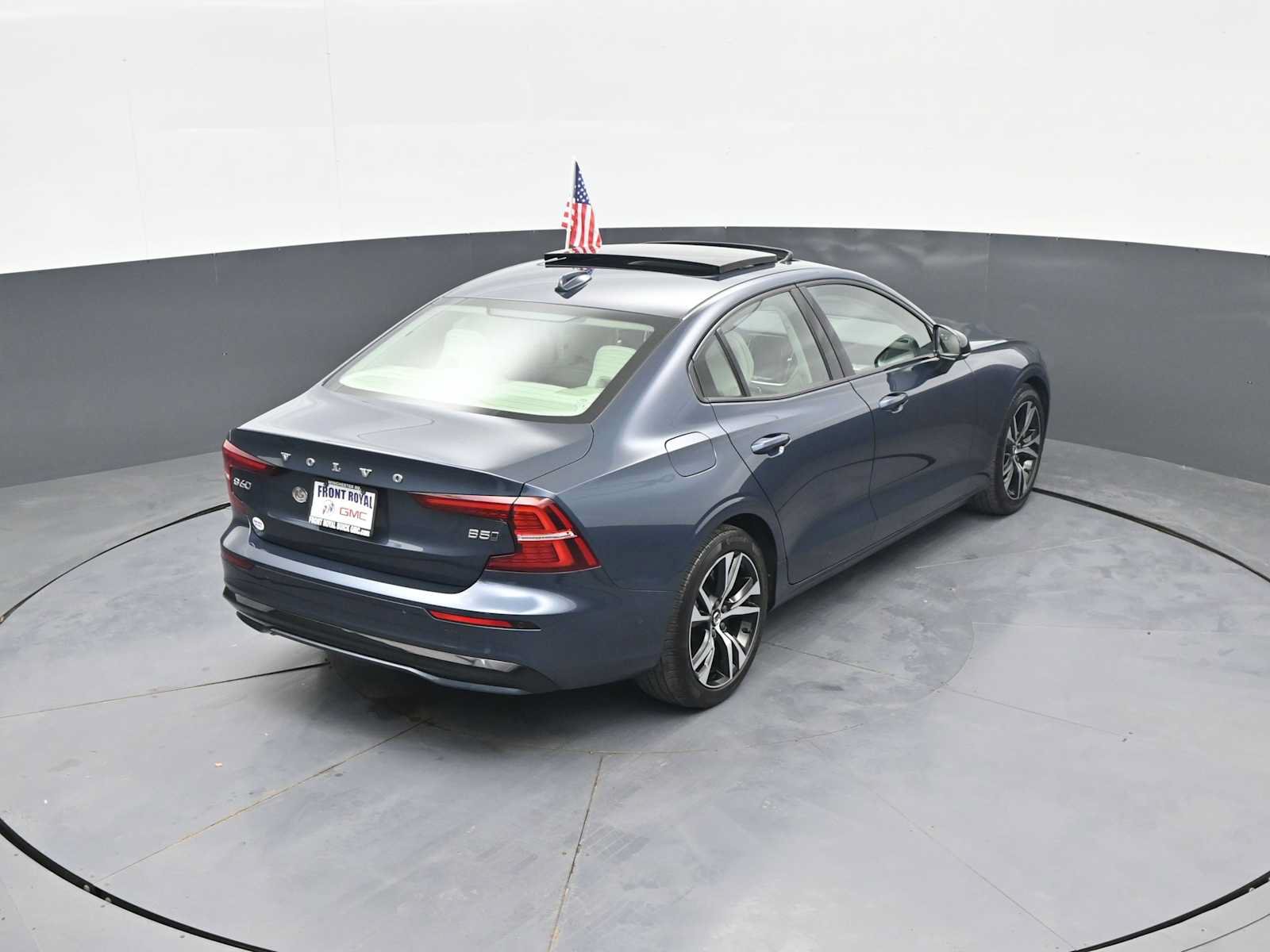 Used 2024 Volvo S60 B5 Plus AWD/4WD image 34