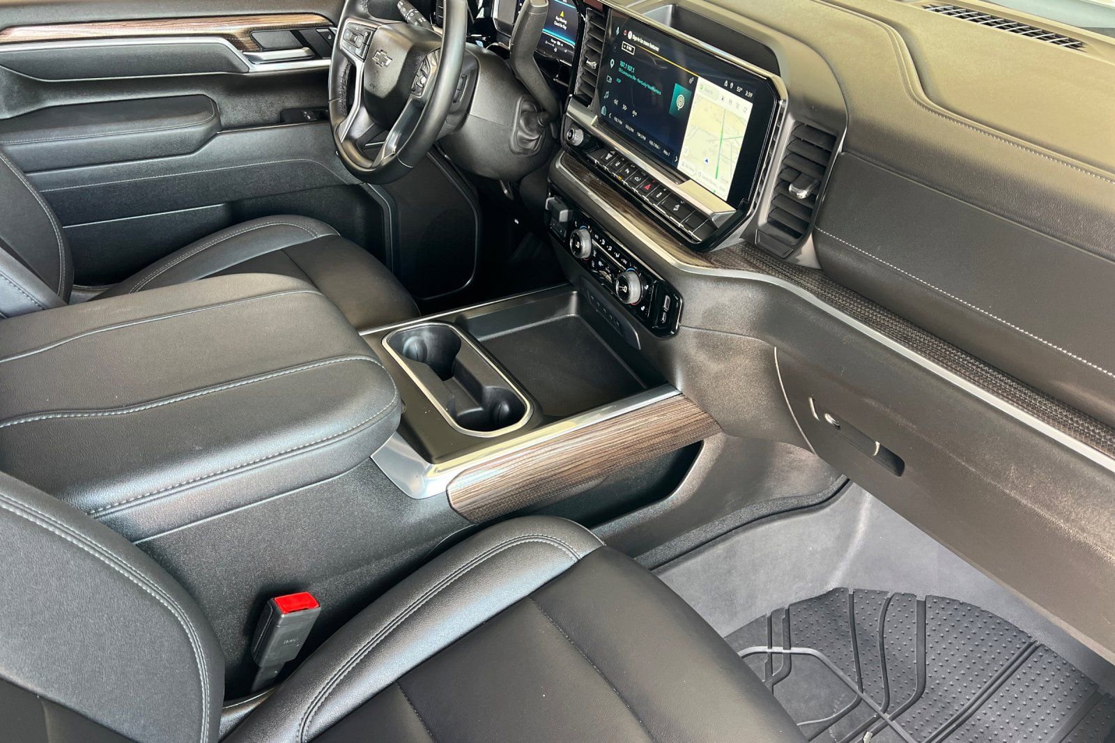 Used 2025 Chevrolet Silverado 2500 LT w/ Trail Boss Package AWD/4WD image 15