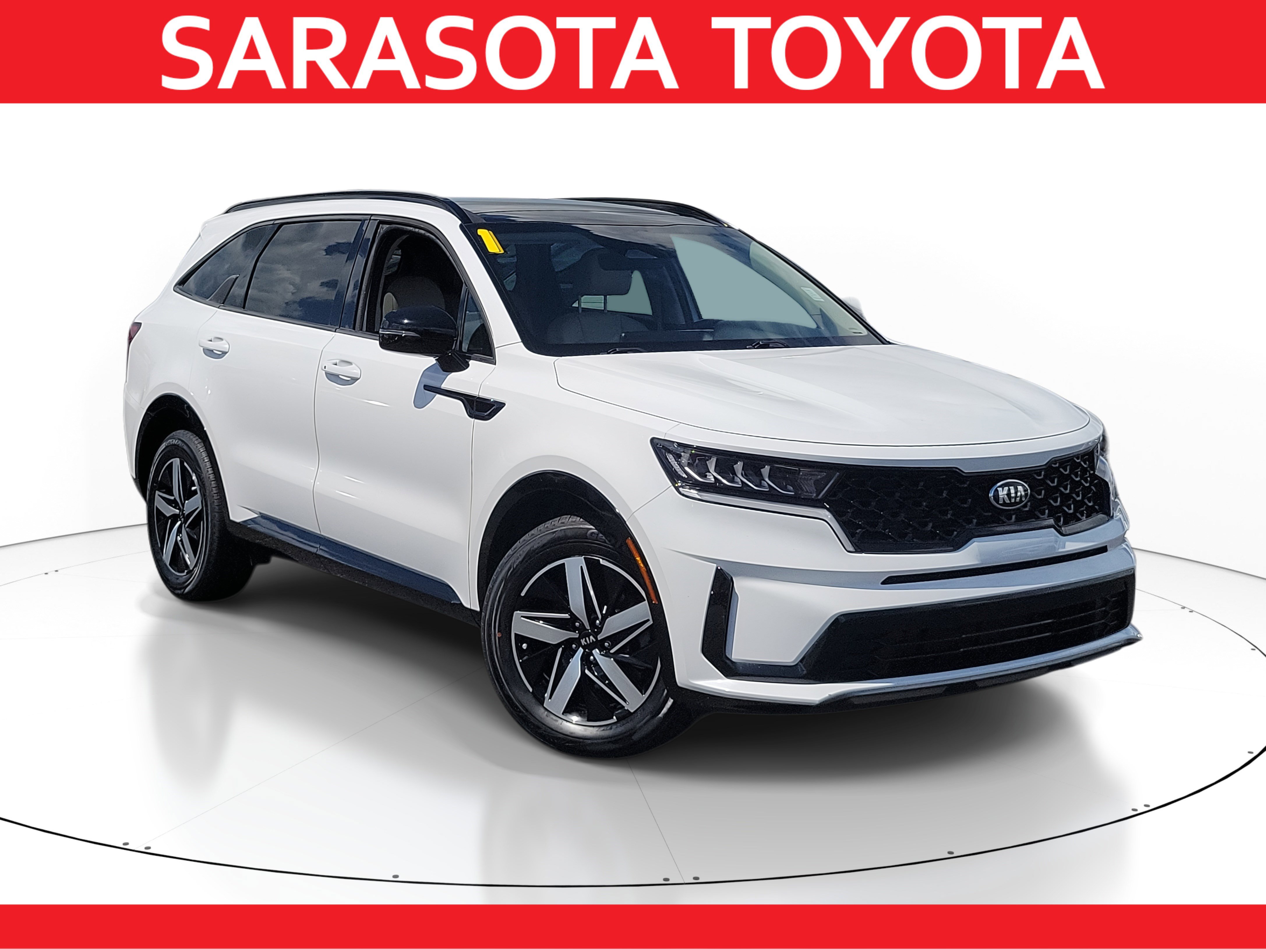 Used 2021 Kia Sorento S w/ Panoramic Sunroof Package