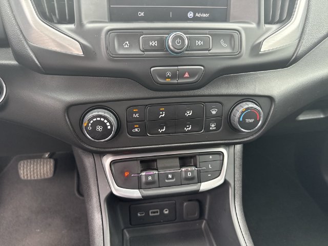 Used 2024 GMC Terrain SLE AWD/4WD image 25