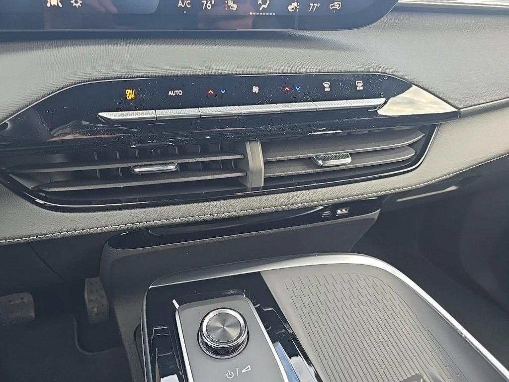 New 2026 Buick Enclave Preferred w/ Power Package image 17